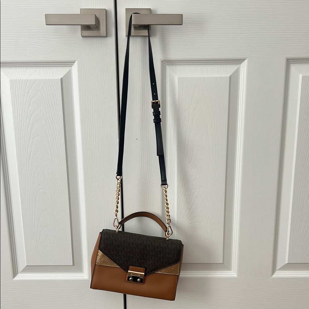 • Michael Kors Brown Purse - Picture 3 of 5